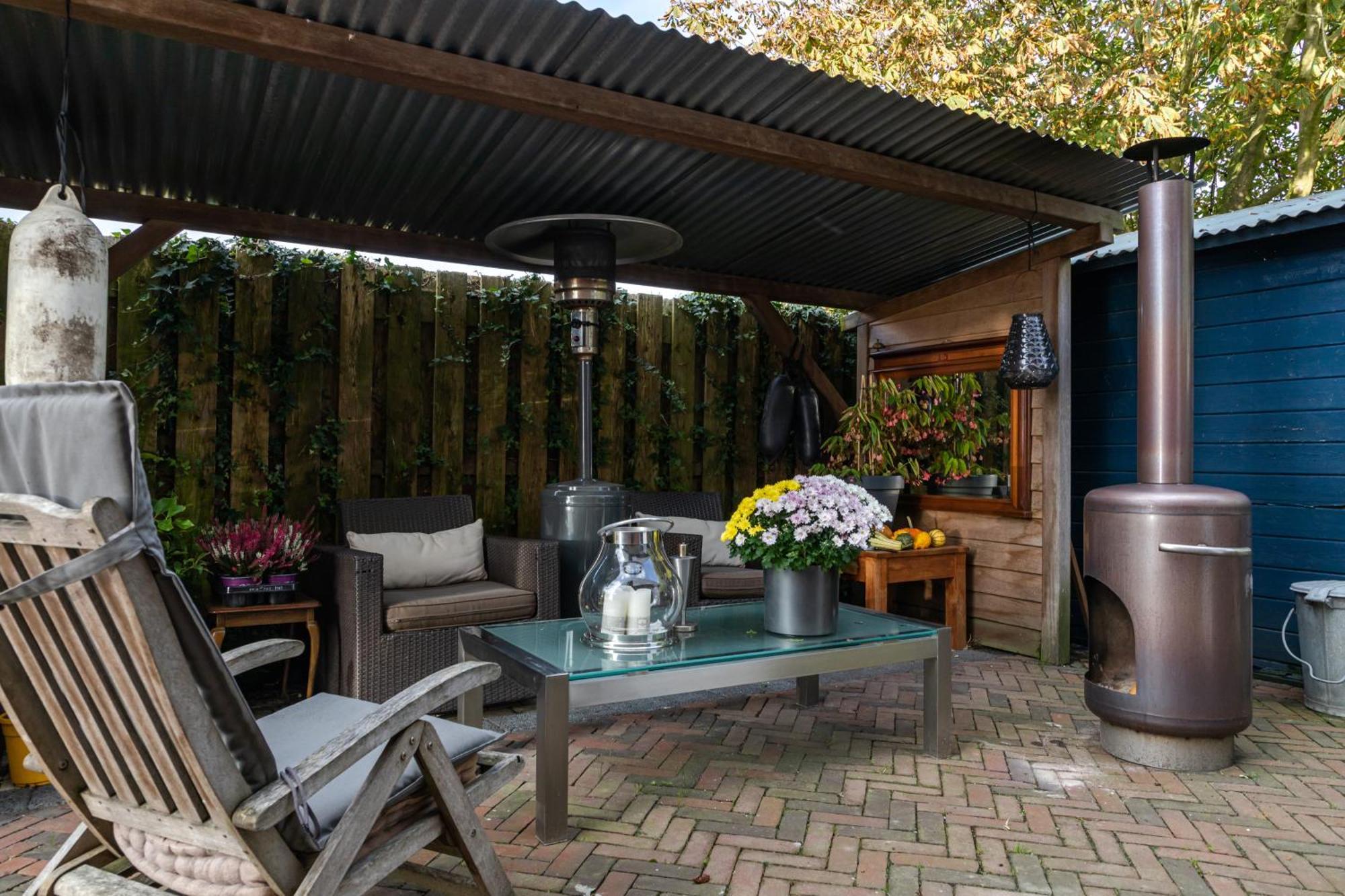 Gastenverblijf Villa Buitenplaats Wergea Contactloos Inchecken Naarderburen Exterior photo
